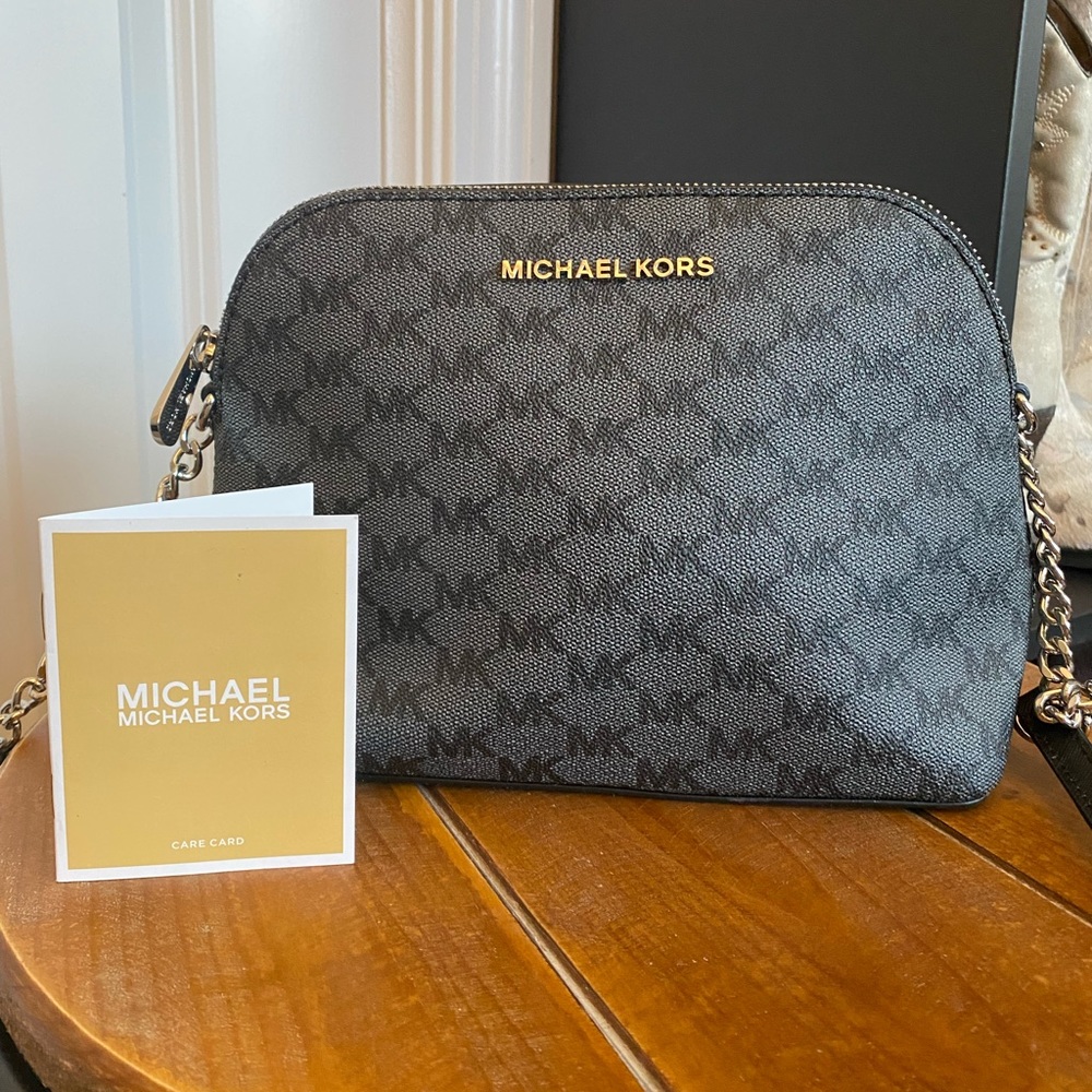 Michael Kors crossbody bag